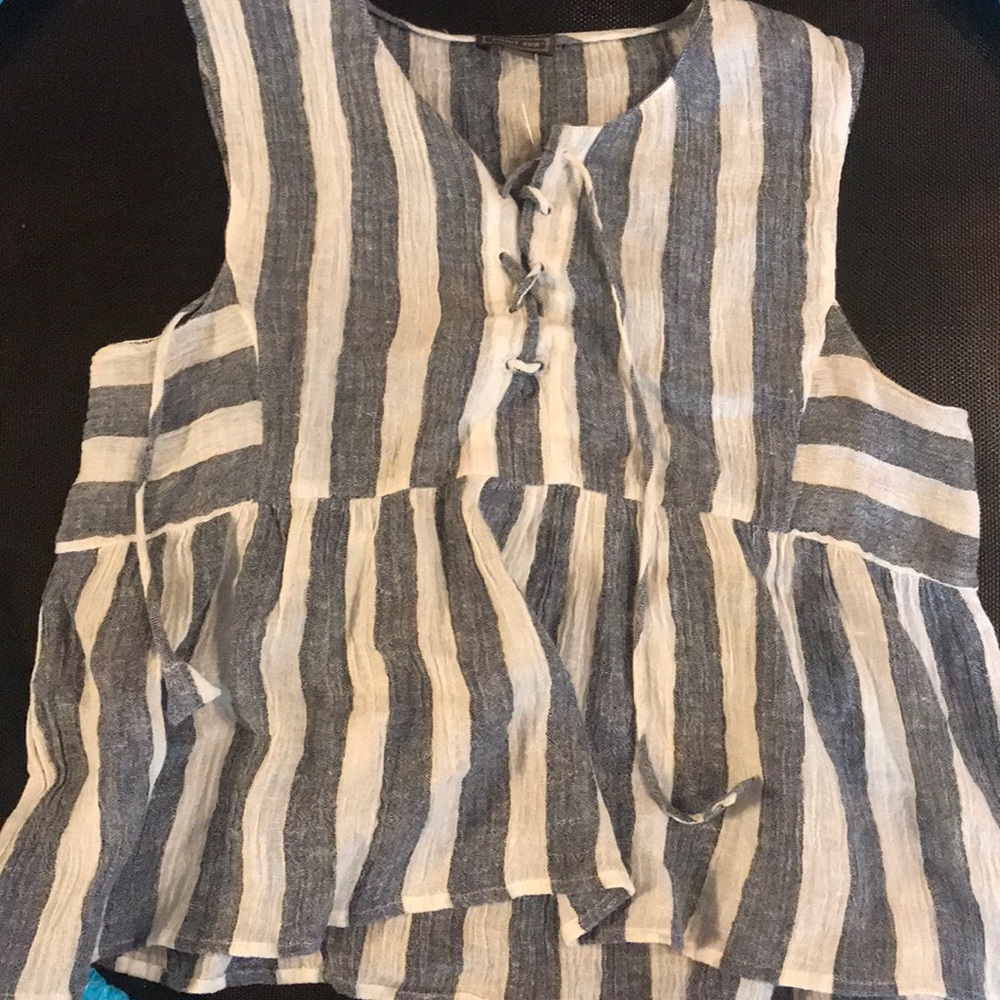 NWT J Crew sleeveless linen top!